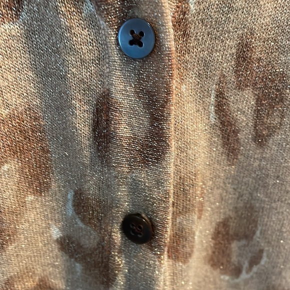 Old Navy Cardigan Sweater Women Size M Brown Cream Shimmery Animal Print V-Neck - Picture 3 of 13